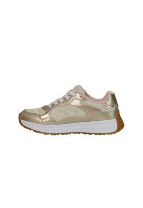 TENIS STREET SKECHERS