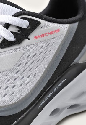 Tenis Lifestyle Blanco-Negro Skechers Glide-Step Swift