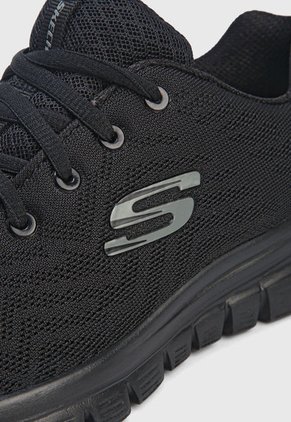 Training Negro Skechers