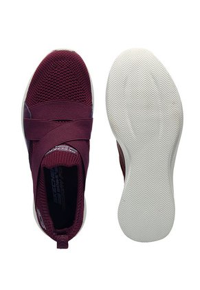 Tenis Running Vinotinto-Blanco Skechers Winning