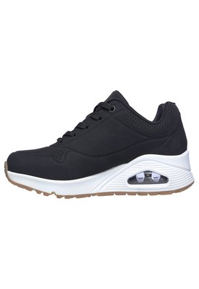 TENIS SKECHERS MUJER 73690BLK UNO Talla 7.5