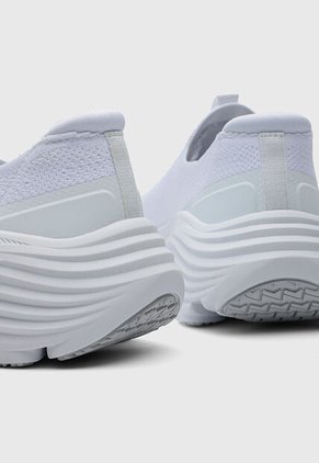 Tenis SKECHERS Max Cushioning Endeavour Blanco
