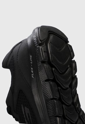 Tenis Training Negro Skechers Advantage 4.0