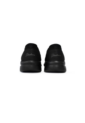 Tenis Skechers Graceful Mujer