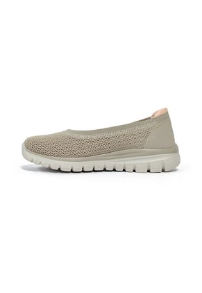Tenis Skechers Graceful Mujer