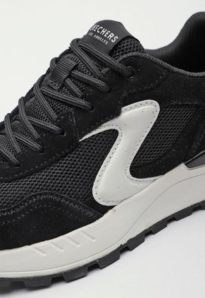 Tenis Lifestyle Negro-Marfil Skechers Fury - Girl On the Move