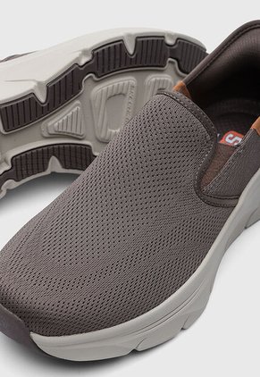Tenis SKECHERS D'Lux Walker 2.0 Café
