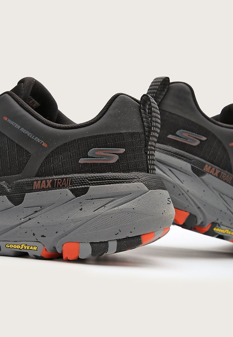 zapatillas skechers max cushioning trail