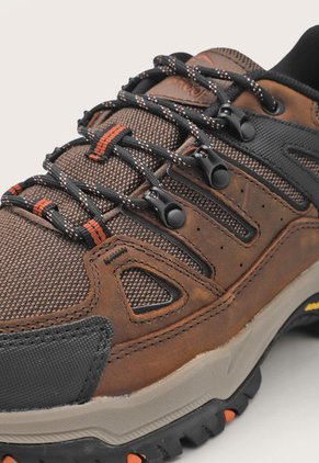 Tenis Outdoor Café-Marrón-Beige Skechers Arch Fit Dawson - Argosa