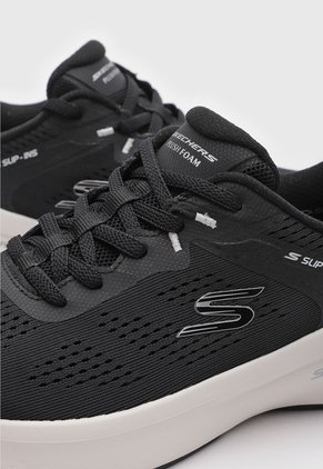 Tenis Lifestyle SKECHERS Plush Foam Negro
