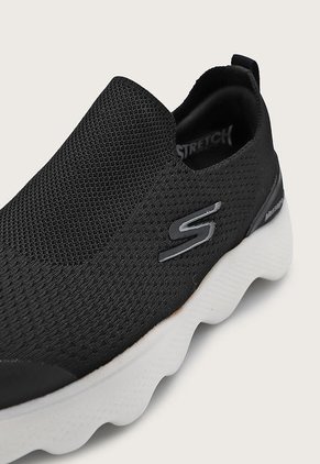 Tenis Running Negro-Gris-Blanco Skechers Go Walk-Massage Fit-Tidal