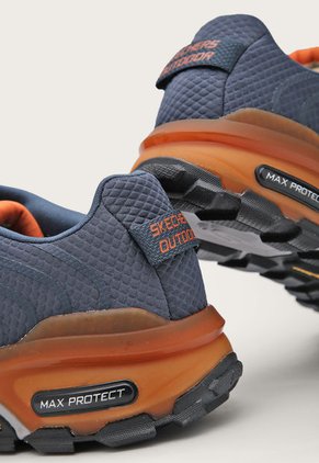 Tenis de Senderismo Azul-Gris-Naranja Skechers Max Protect-Paragon