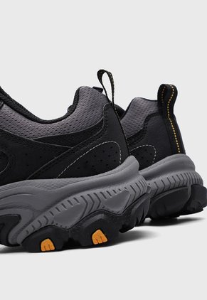 Tenis Outdoor Negro-Gris-Mostaza Skechers Stamina AT - Upper Stitch