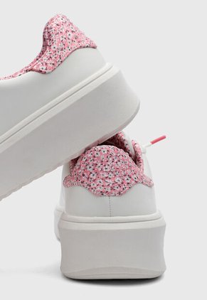 Tenis Lifestyle SKECHERS Court Break Marfil