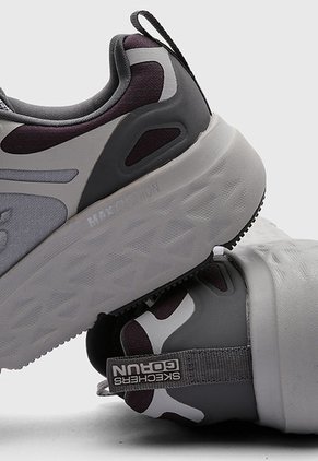 Tenis SKECHERS Max Cushioning Delta Gris