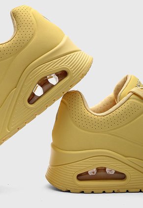 Tenis SKECHERS Uno  Amarillo