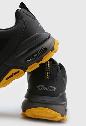 Tenis de Senderismo Negro-Amarillo Skechers Max Protect - Liberated