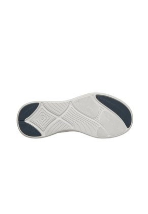 TENIS BROAD ACRE SKECHERS