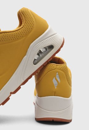Tenis SKECHERS Uno  Mostaza