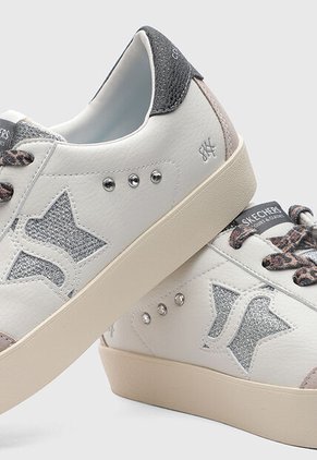 Tenis SKECHERS Strand ST Marfil