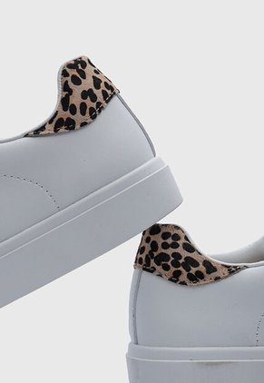 Tenis SKECHERS Eden Lx - Feeling Fierce Blanco