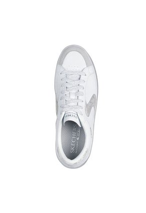 Tenis Mujer Skechers Hiland Quite Chic - Blanco - Plateado