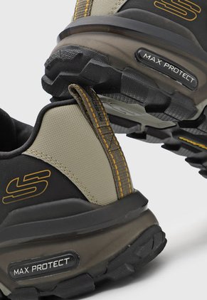Tenis de Senderismo Beige-Negro-Amarillo Skechers Max Protect