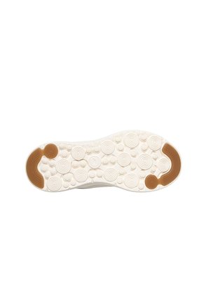 TENIS GOWALK NOW SKECHERS
