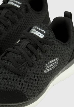 Tenis Training Negro-Blanco Skechers Bountiful