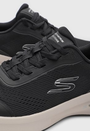 Tenis Lifestyle Skechers Plush Foam Negro