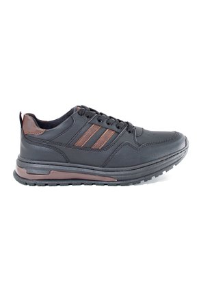 Skywalk Tenis Urbanos Hombre 6631042597NEGRO