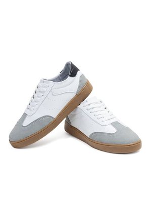 Sky Walk Tenis Urbanos Para Hombre 663103A25-5TALCO