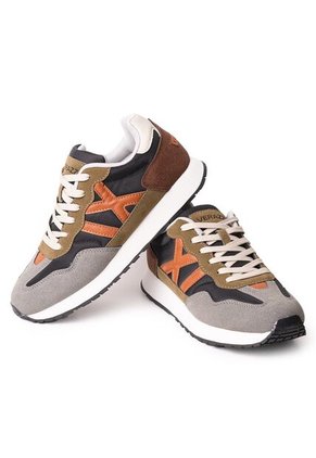 Sky Walk Tenis Urbanos Para Hombre 663123EVER-013GRIS