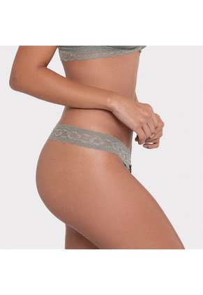 Brasilera Semidescaderada 46151