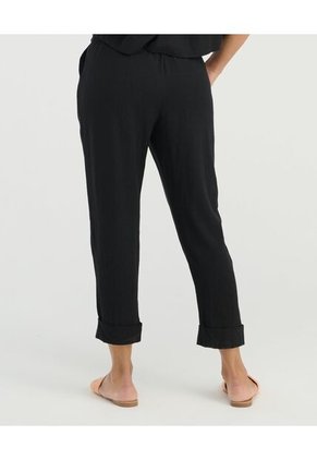 Pantalon Tiro Alto Bota Recta Negro St Even 99967