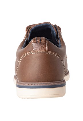 Zapatos Casuales Oliver Tipo Oxford Para Niño Bronceado State Street 198034
