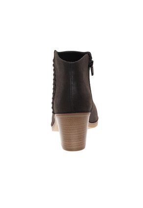 Botines Hazel Para Mujer Negro State Street 210861