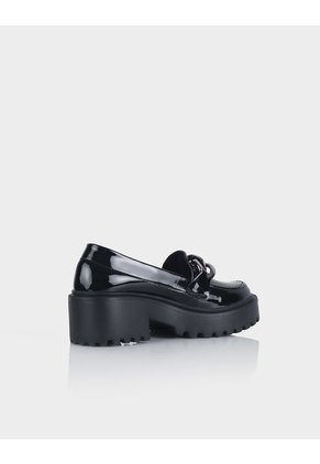 Mocasin Cloe Charol Negro