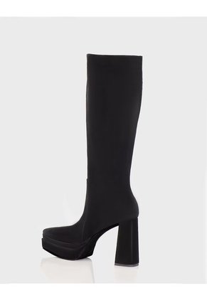 BOTA ADA ANTE NEGRO