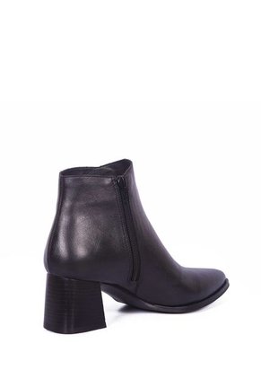 BOTIN LIHANA CUERO NEGRO