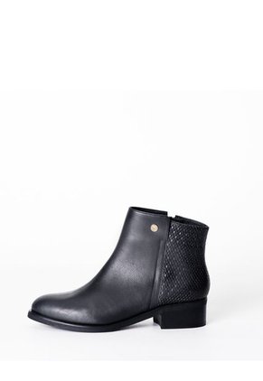 MARBELLA CUERO NEGRO