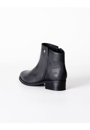 MARBELLA CUERO NEGRO