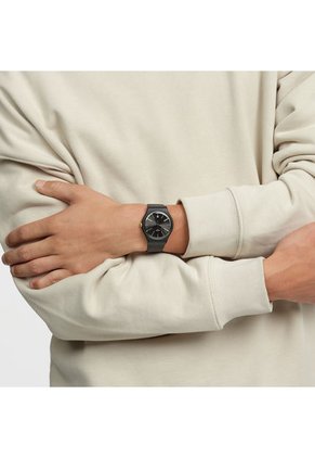 Relojes Swatch A DASH OF YELLOW. Relojes Análogos Negro Unisex Plástico