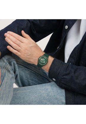 Reloj Swatch Unisex Revealed In The Forest. Polímero Verde SO29G111