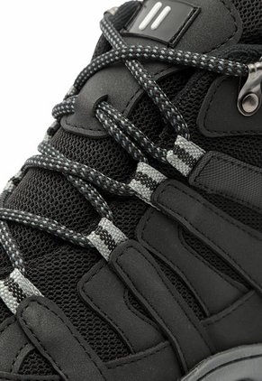 Bota Outdoor Hombre Negro Tellenzi 9-102