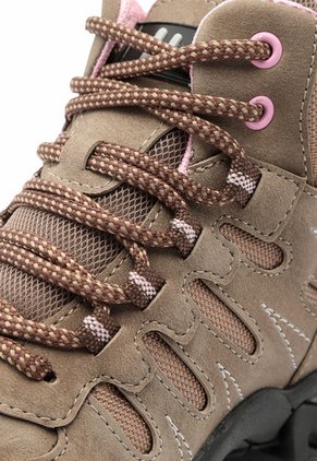 Bota Outdoor Mujer Arena Tellenzi 9-1269