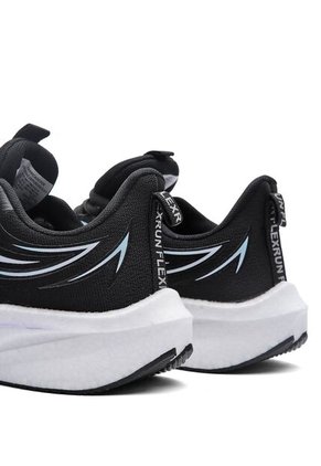 Tenis Running Mujer Negro Tellenzi D-039
