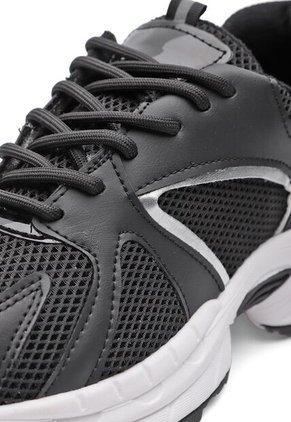 Tenis Dama Negro-Plata Tellenzi 2090