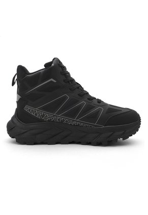 Bota Outdoor Hombre Negro Tellenzi 2679