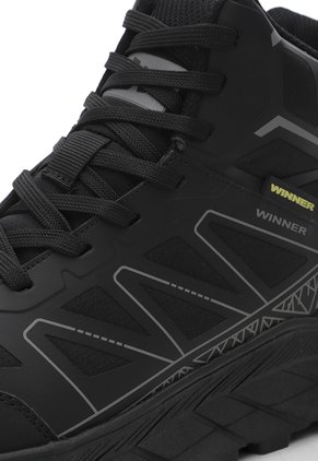 Bota Outdoor Hombre Negro Tellenzi 2679